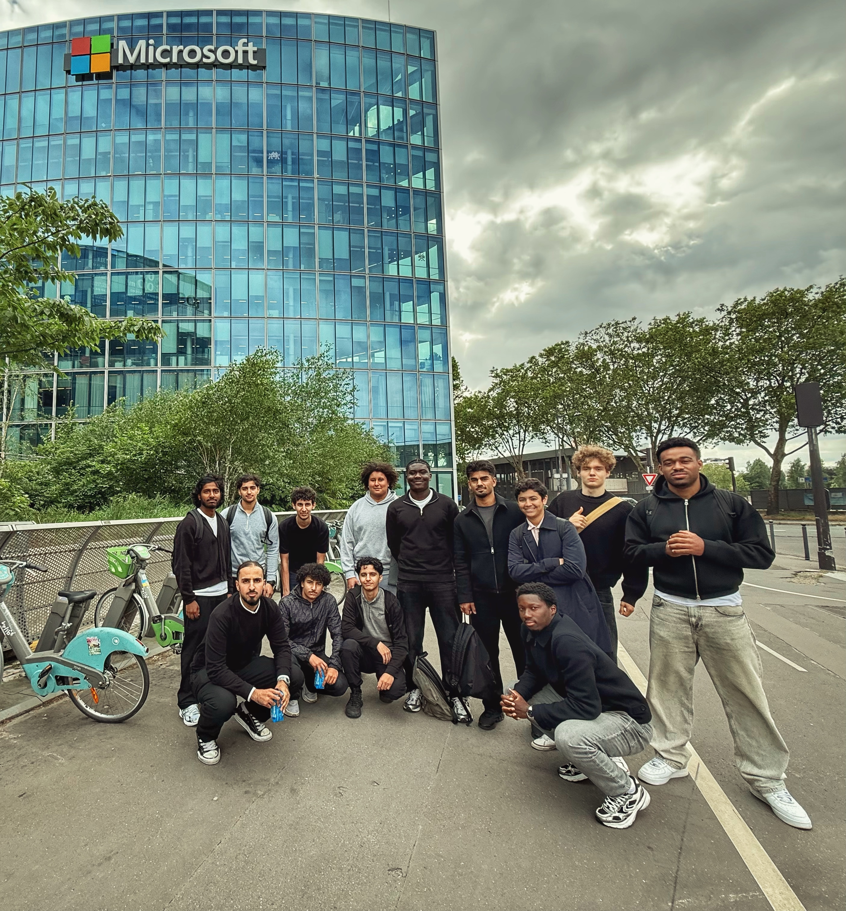 Siège de Microsoft accueillant les jeunes de Nouveau Visage pour une immersion